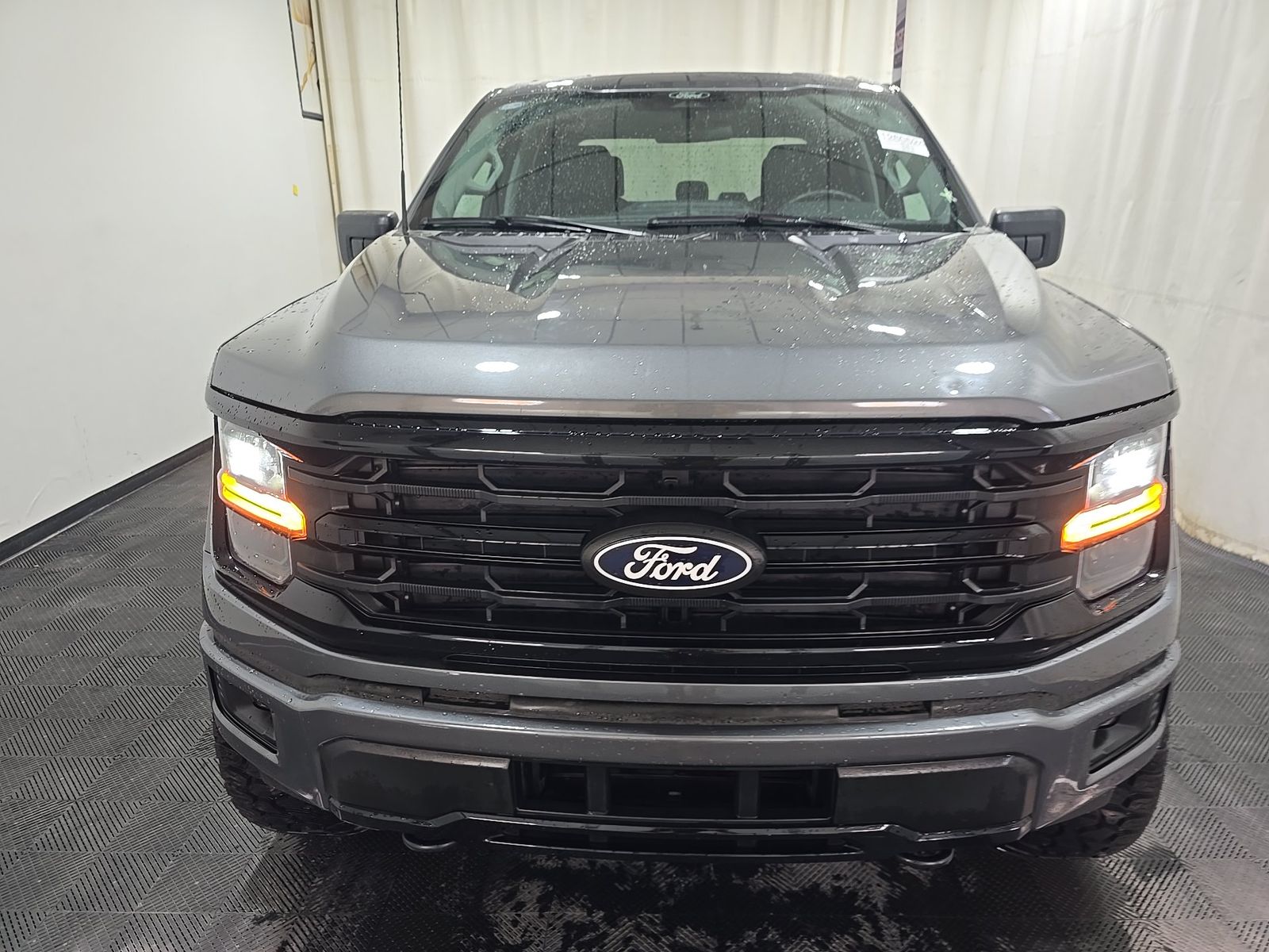 2025 Ford F-150 XLT AWD
