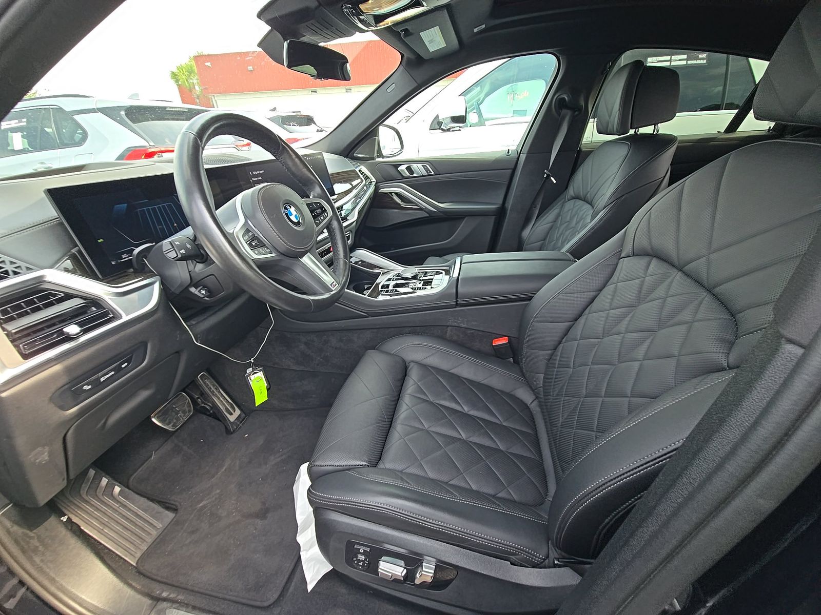 2025 BMW X6 xDrive40i AWD
