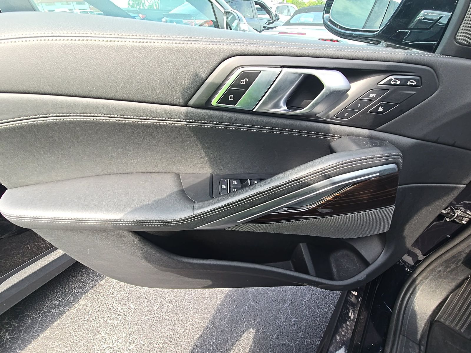 2025 BMW X6 xDrive40i AWD