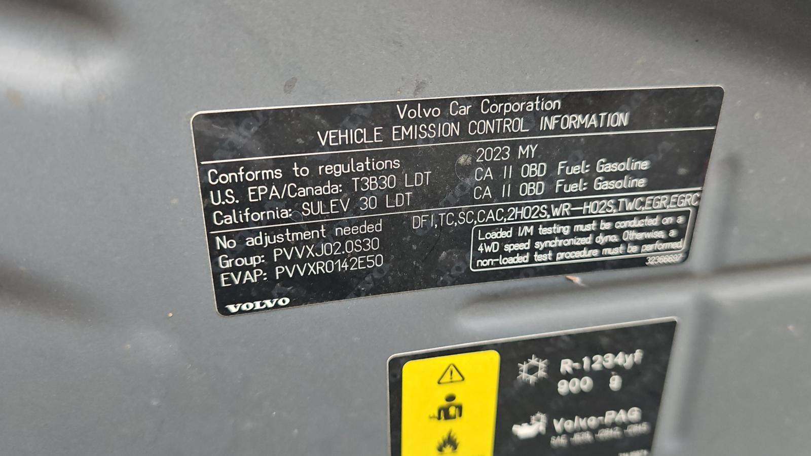 2023 Volvo XC90 B6 Plus AWD