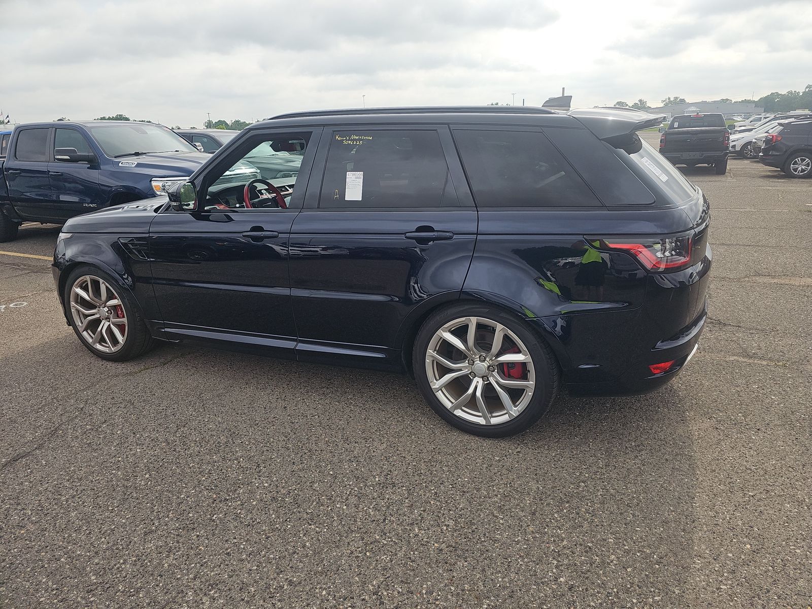 2022 Land Rover Range Rover Sport SVR Carbon Edition AWD