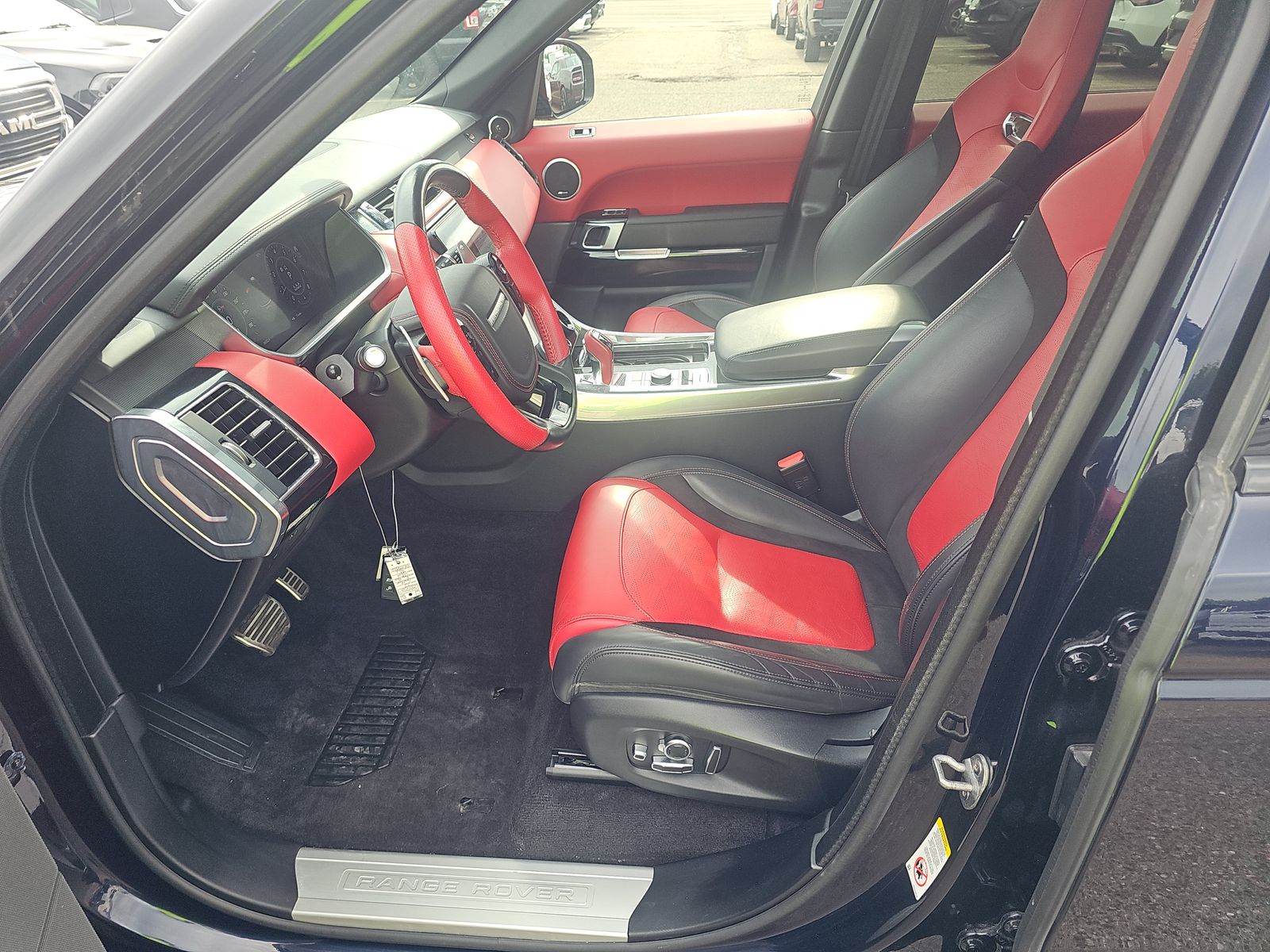 2022 Land Rover Range Rover Sport SVR Carbon Edition AWD