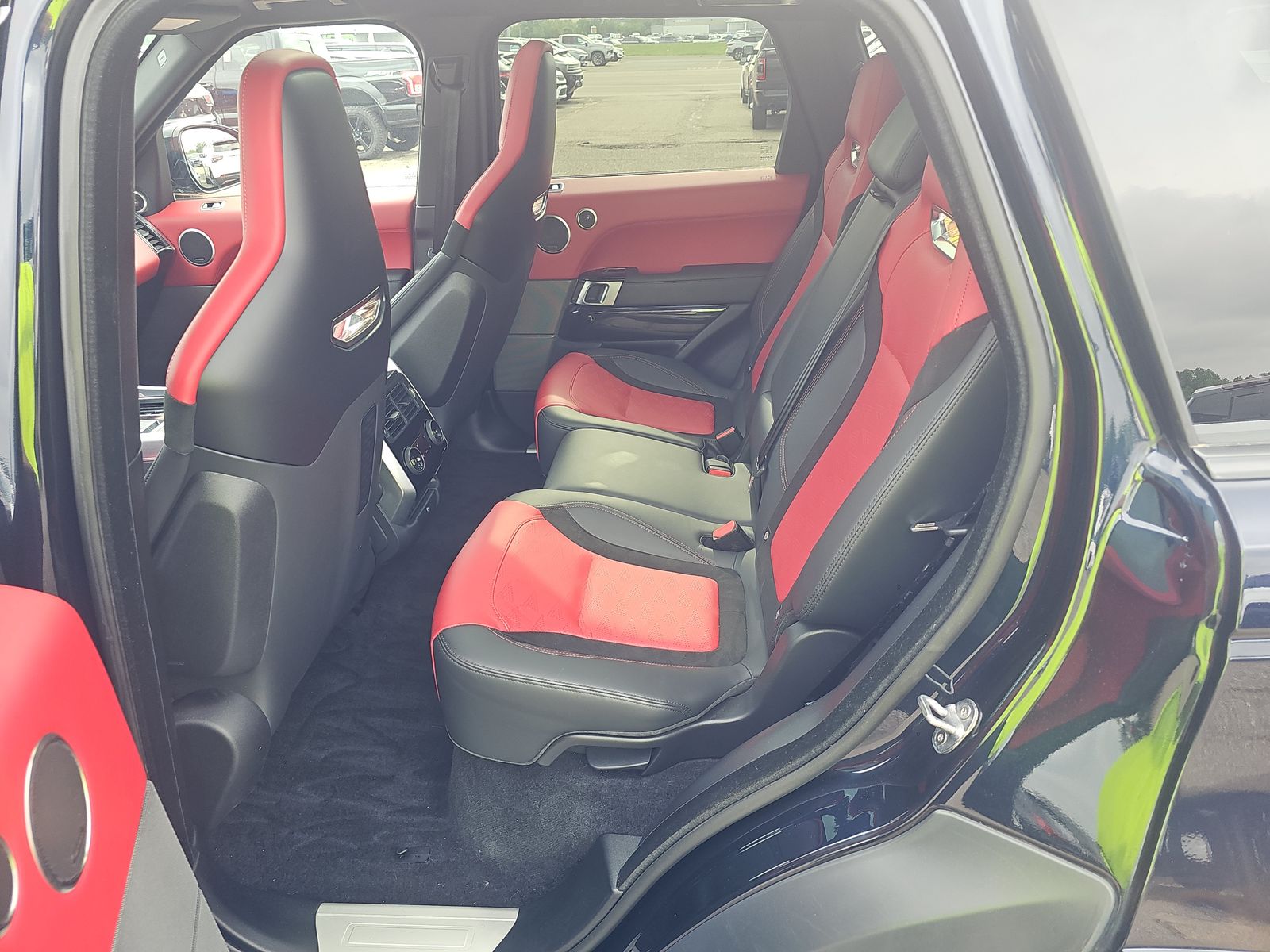2022 Land Rover Range Rover Sport SVR Carbon Edition AWD