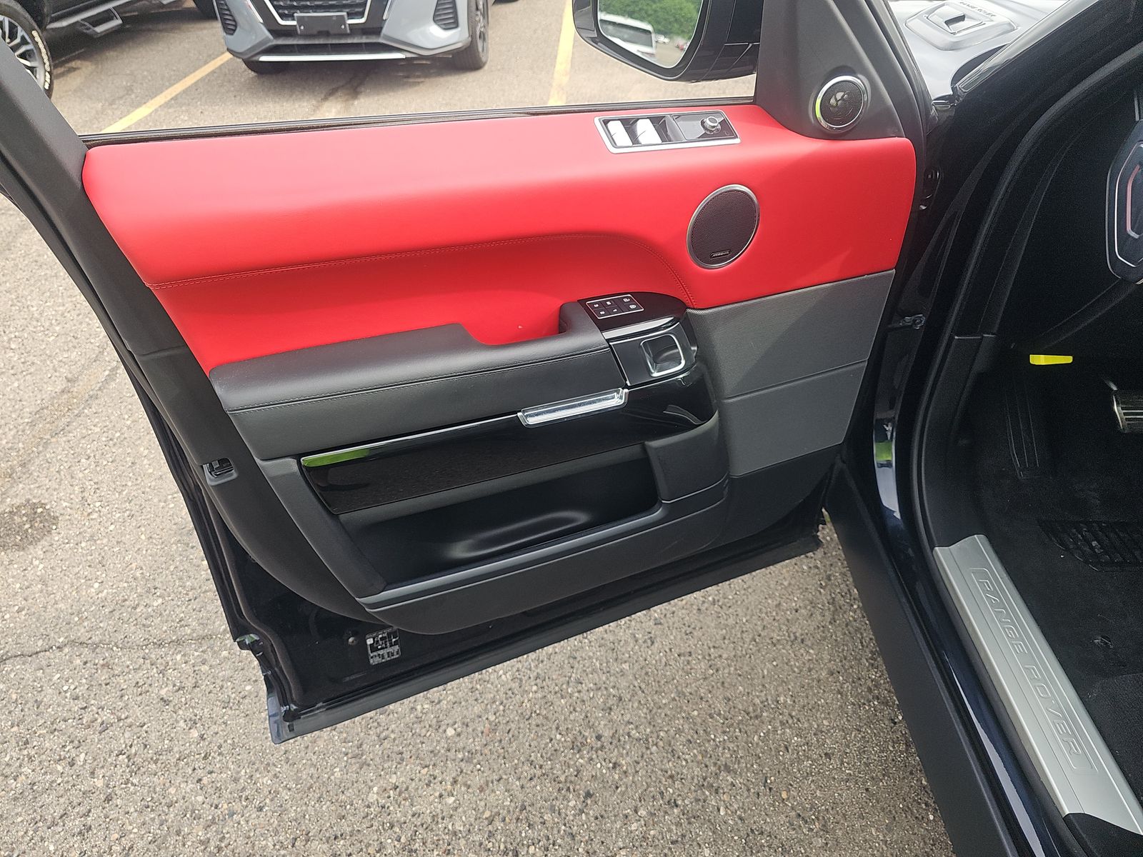 2022 Land Rover Range Rover Sport SVR Carbon Edition AWD