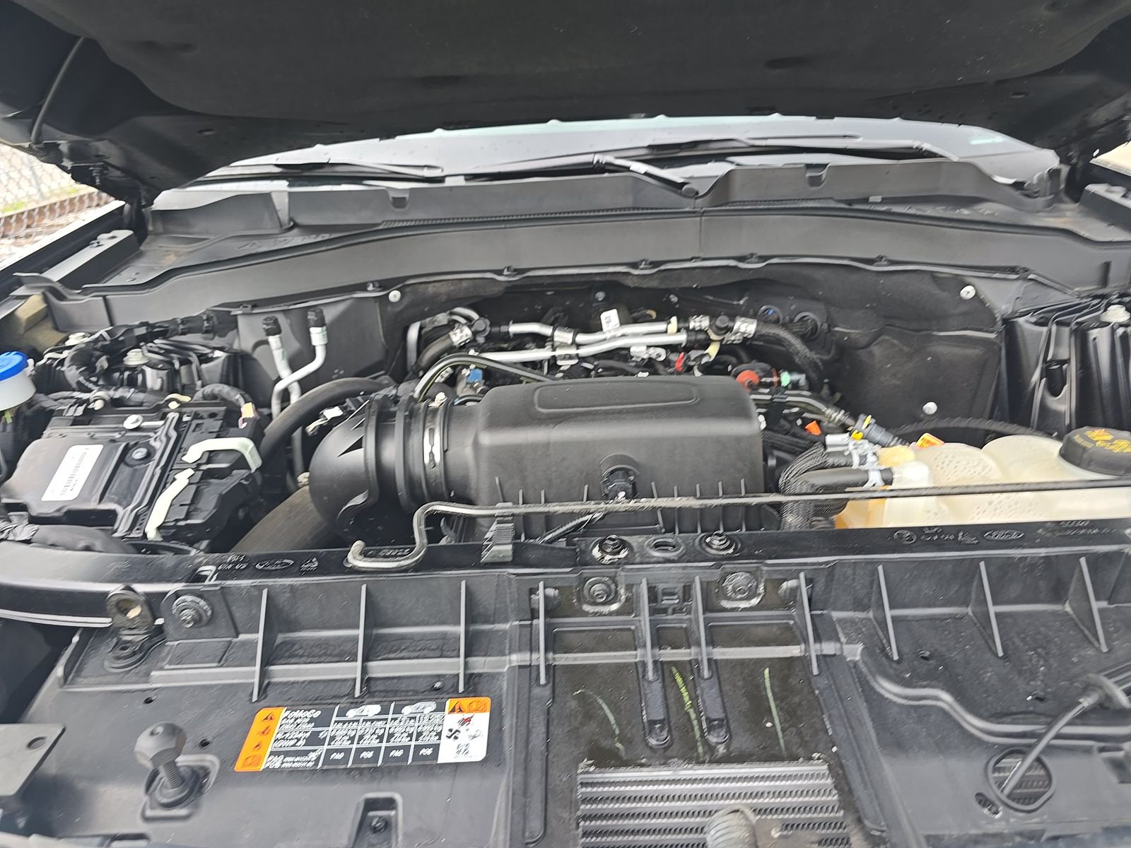 2023 Ford Explorer XLT AWD