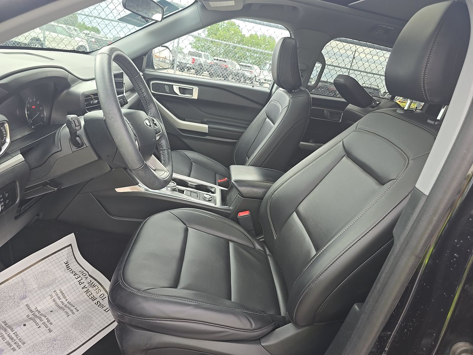 2023 Ford Explorer XLT AWD