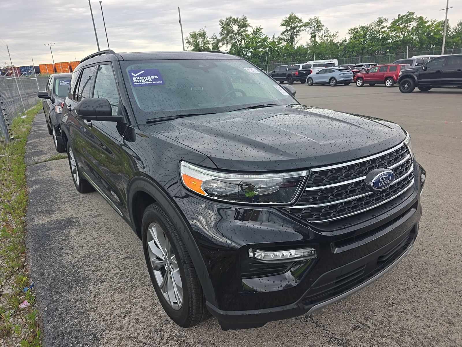 2023 Ford Explorer XLT AWD