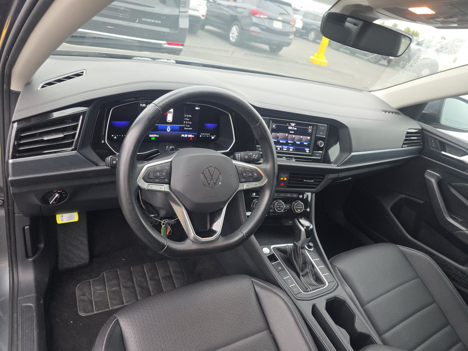 2024 Volkswagen Jetta 1.5T SE FWD