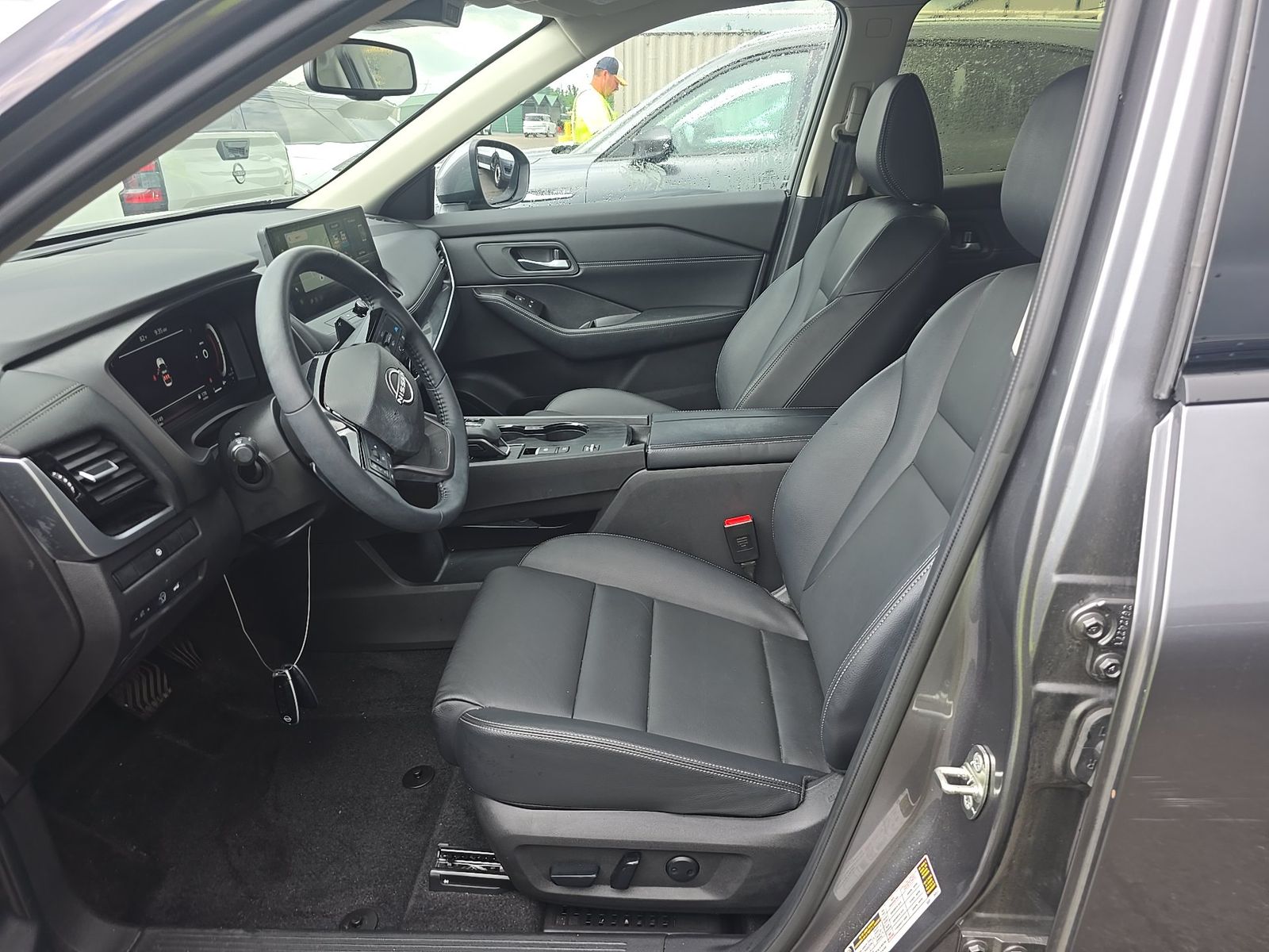 2025 Nissan Rogue SL FWD
