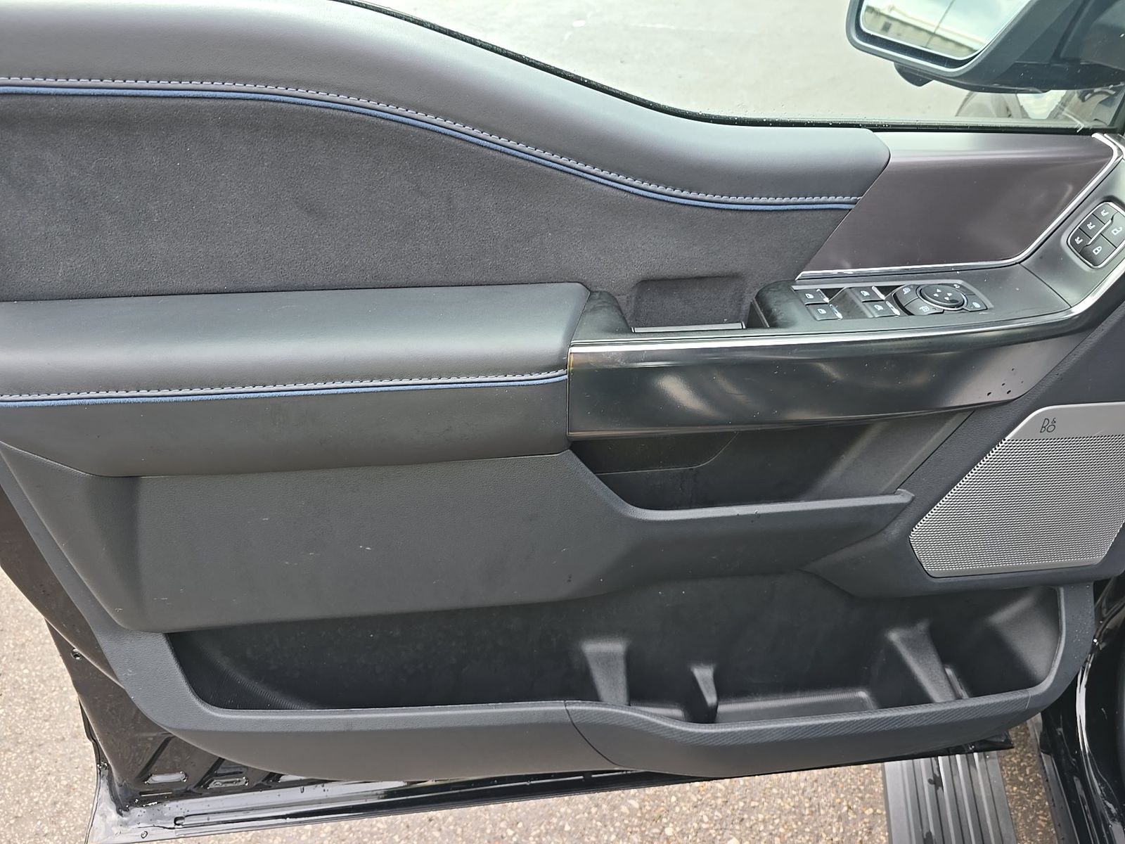 2025 Ford F-150 Hybrid Platinum AWD