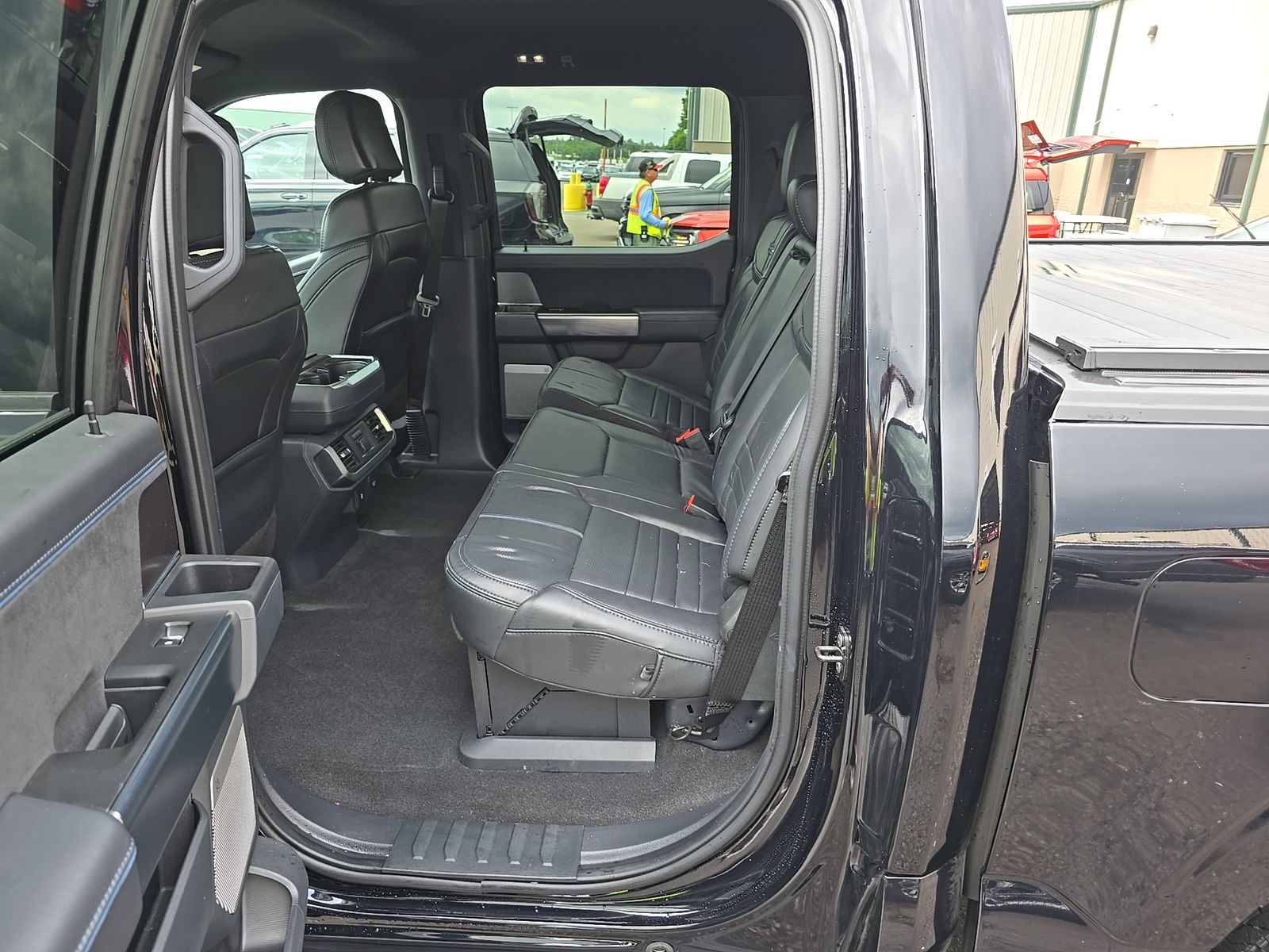 2025 Ford F-150 Hybrid Platinum AWD