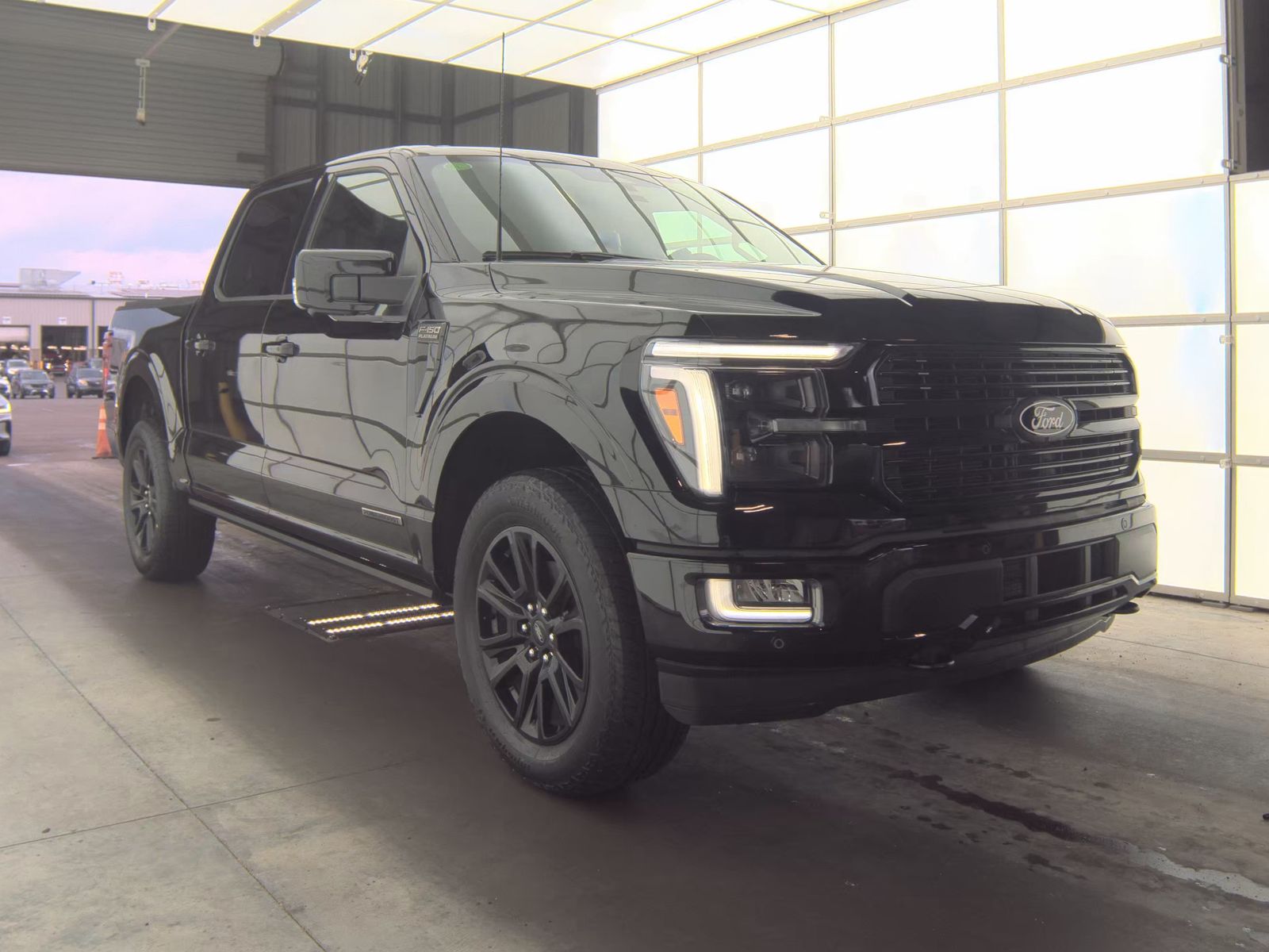 2025 Ford F-150 Hybrid Platinum AWD