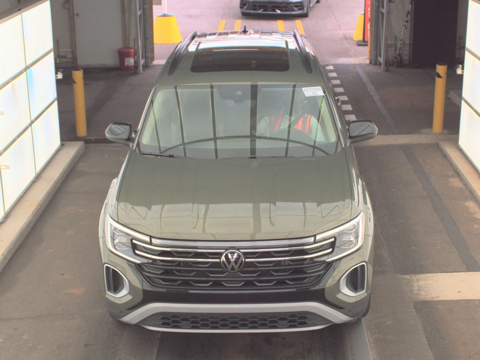2024 Volkswagen Atlas 2.0T Peak Edition SE AWD
