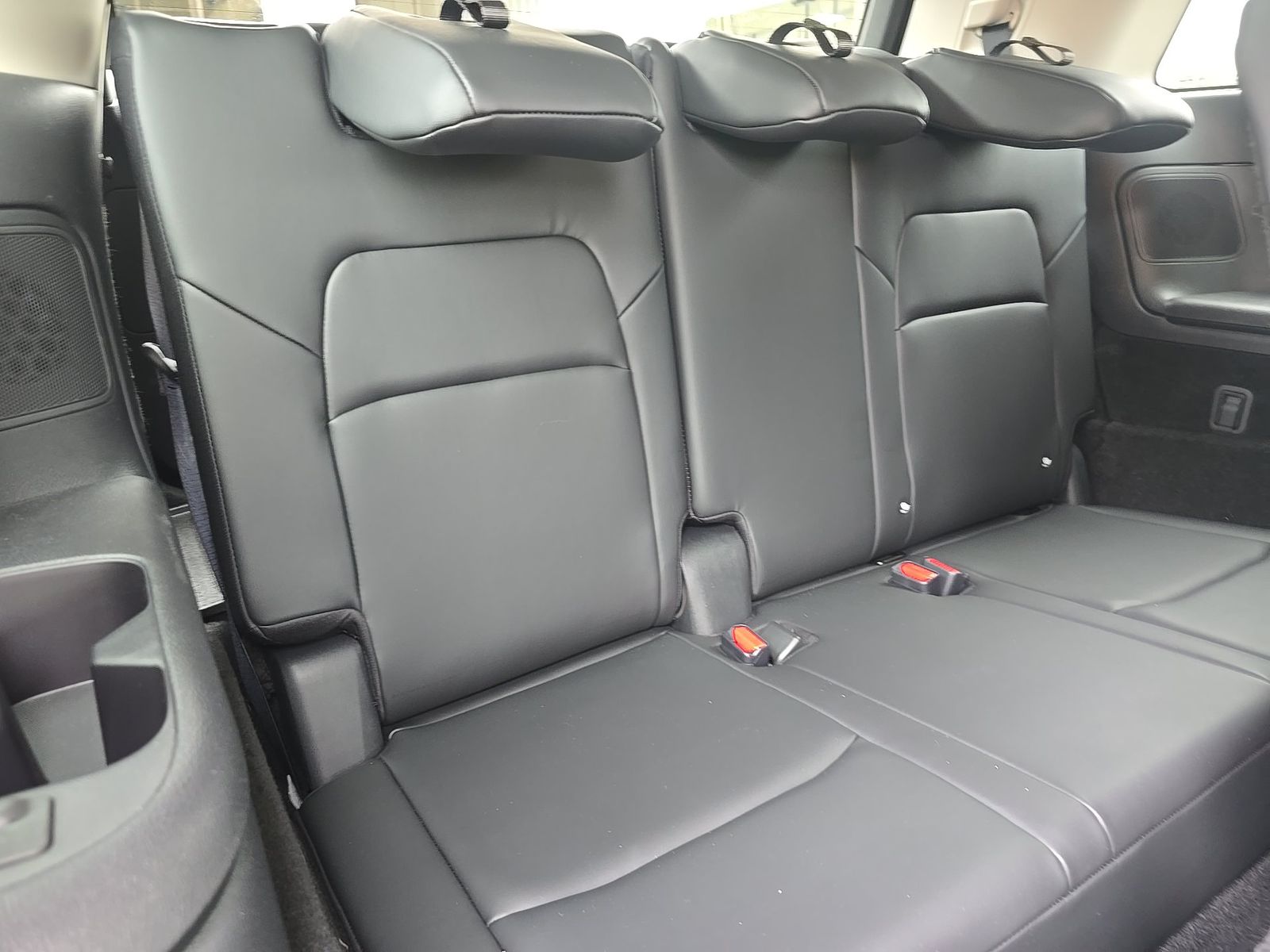 2025 Nissan Pathfinder Platinum FWD