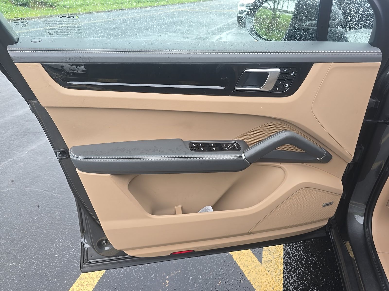2023 Porsche Cayenne Base AWD