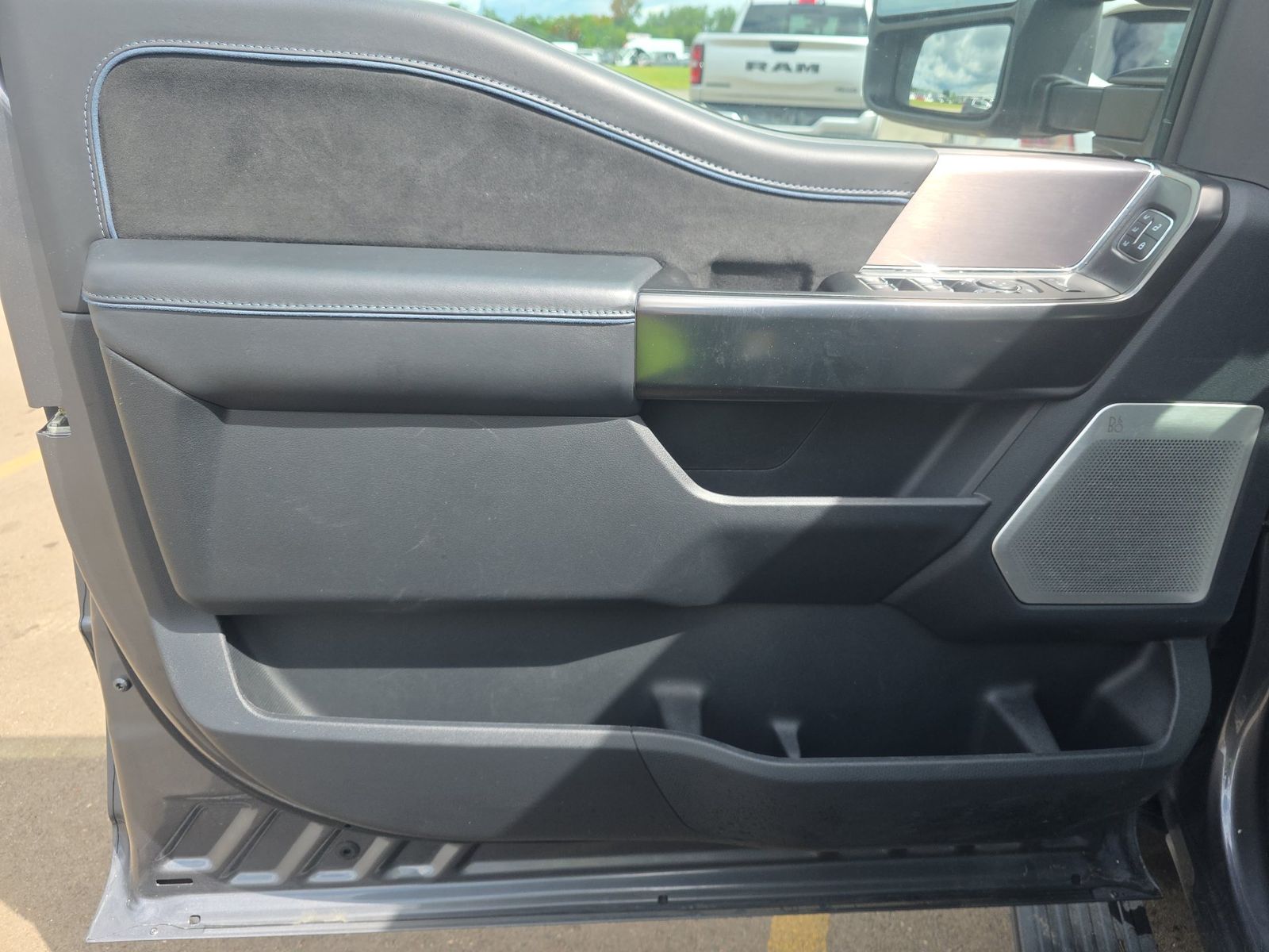 2024 Ford F-150 Hybrid Platinum AWD