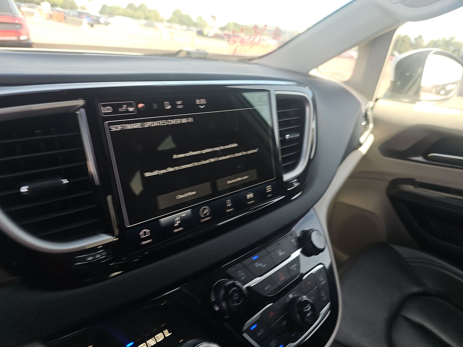 2023 Chrysler Pacifica Touring L FWD