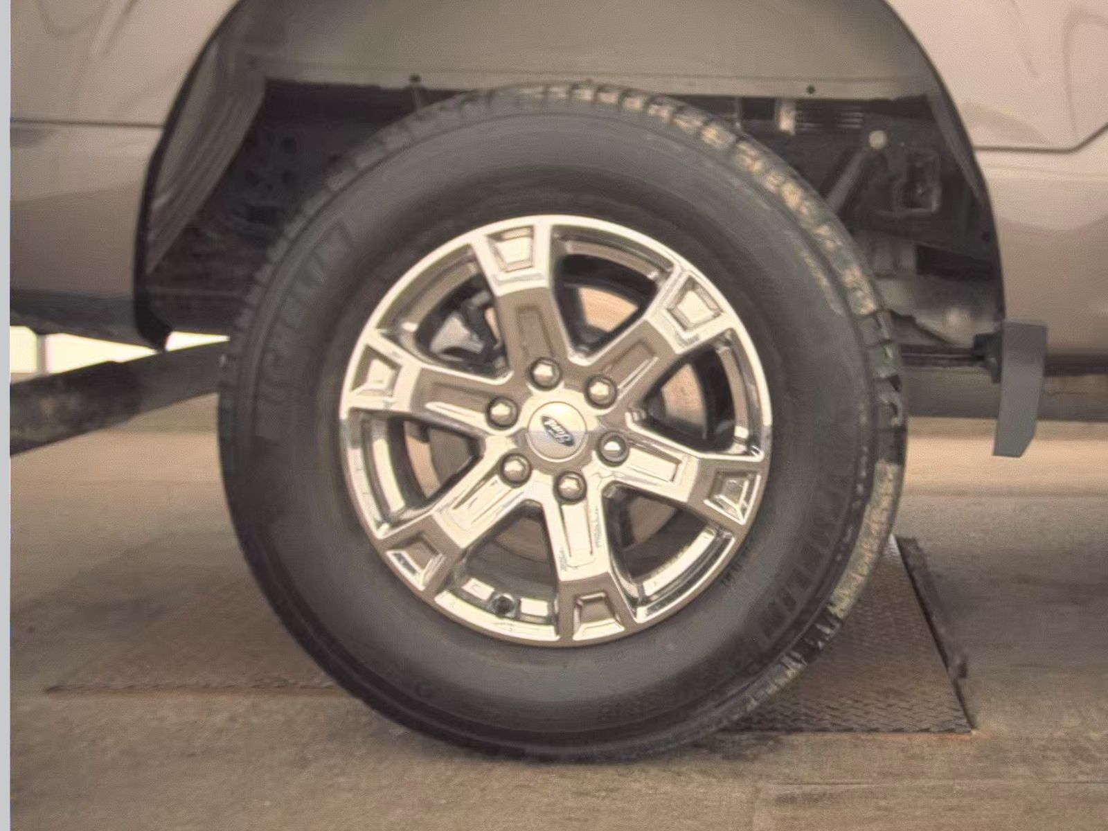 2023 Ford F-150 Hybrid XLT AWD