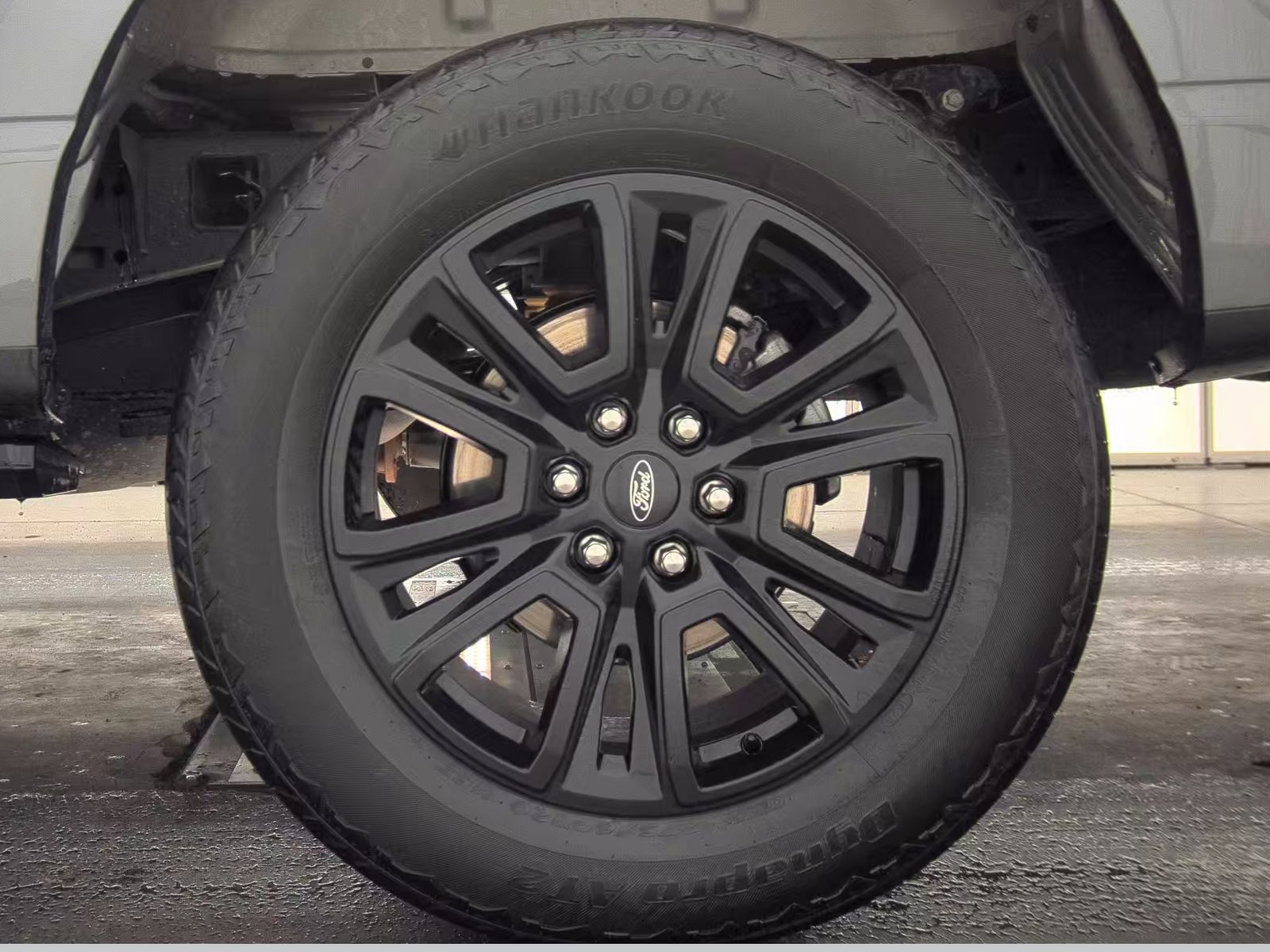 2025 Ford F-150 Platinum AWD