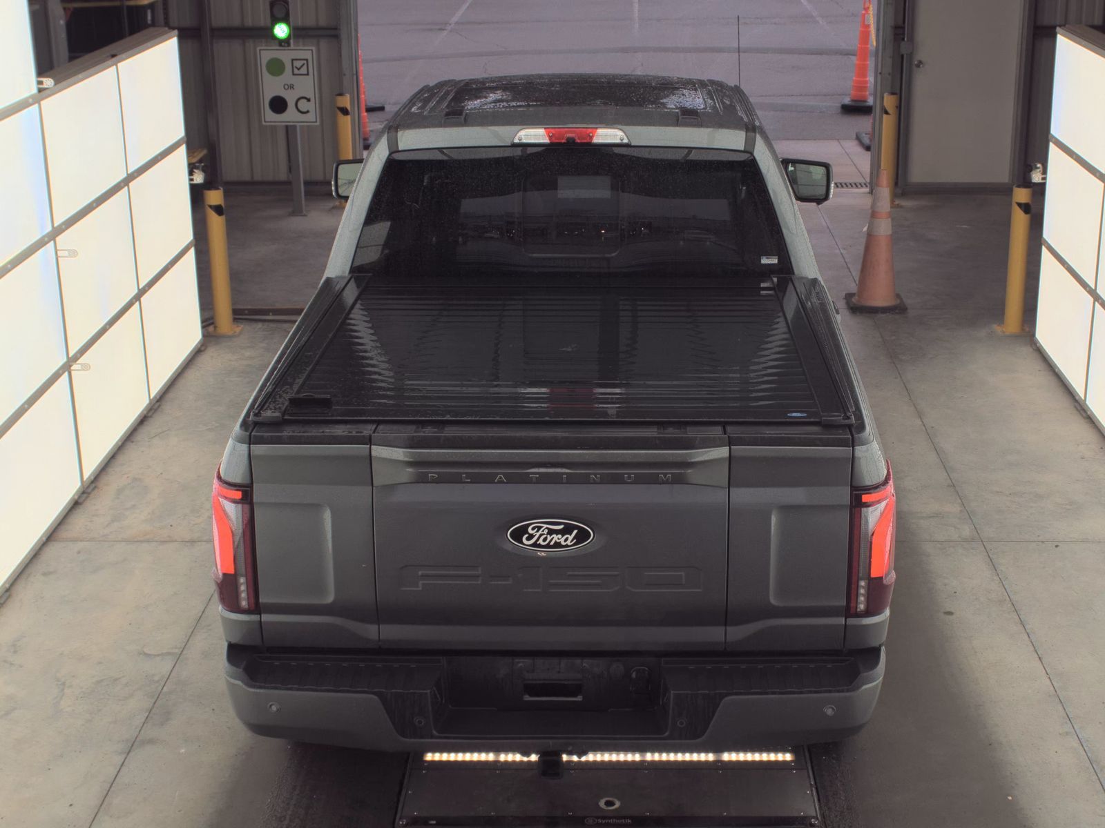 2025 Ford F-150 Platinum AWD