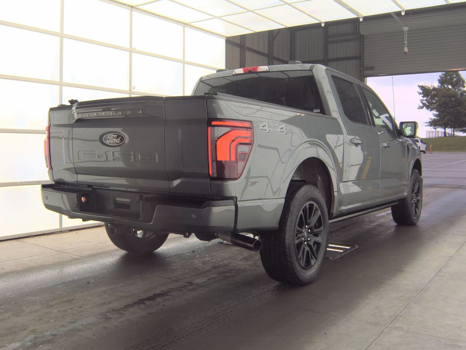 2025 Ford F-150 Platinum AWD