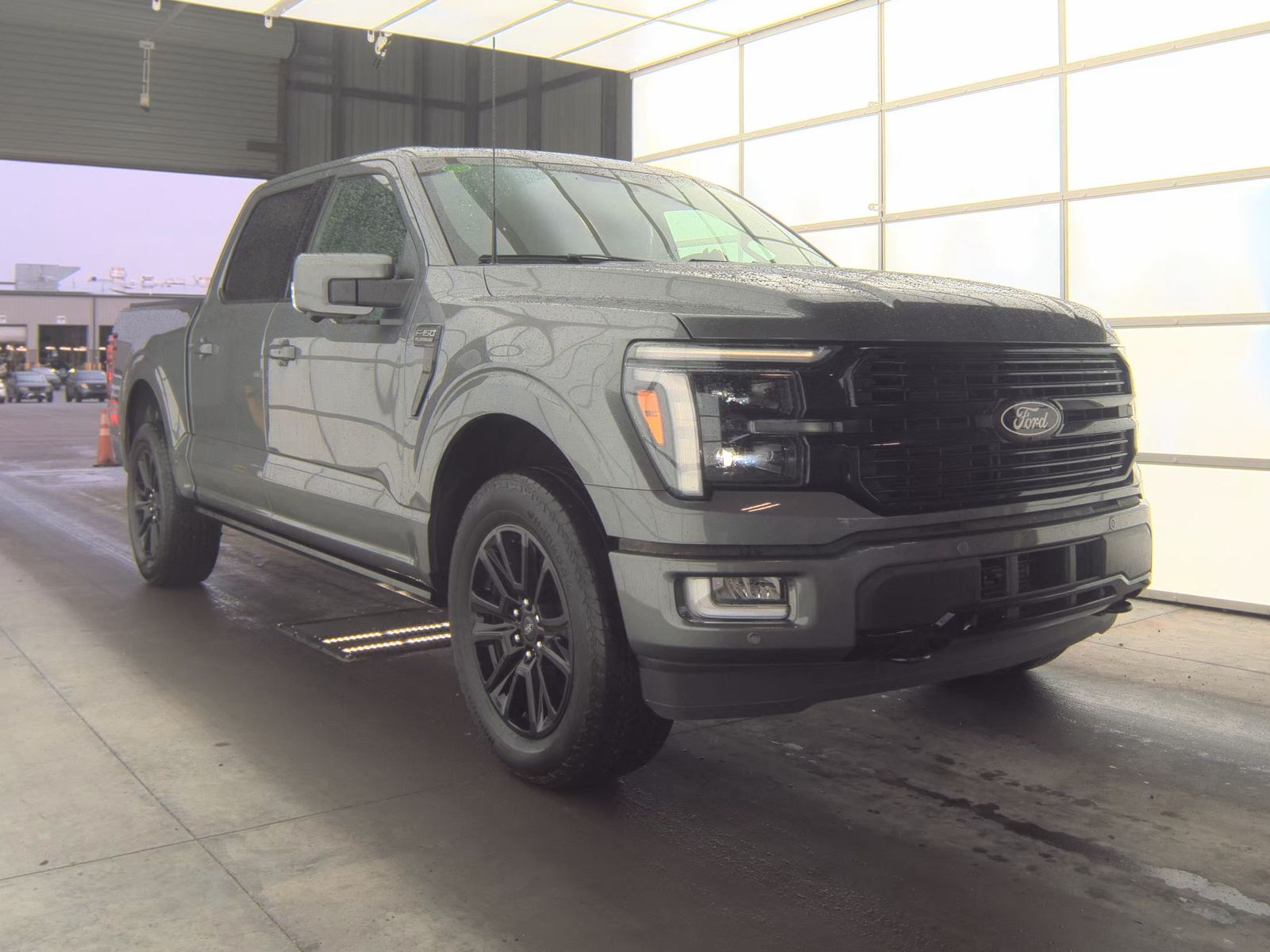 2025 Ford F-150 Platinum AWD