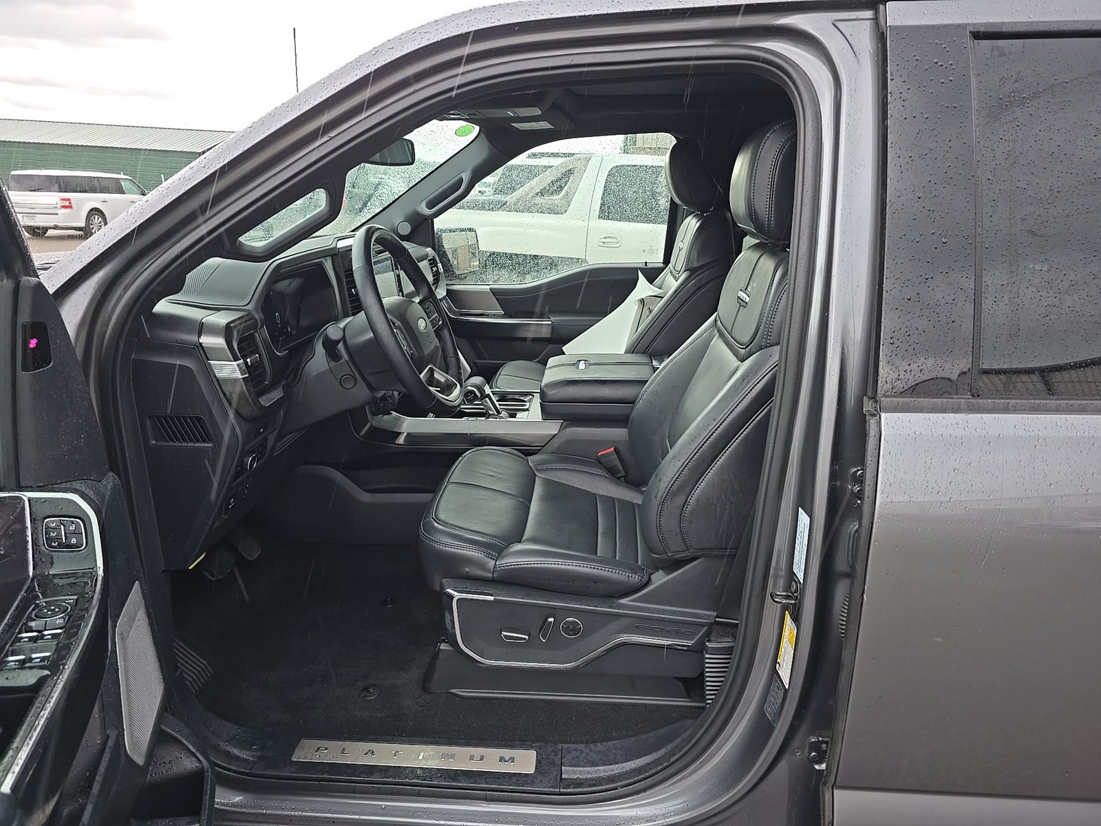 2025 Ford F-150 Platinum AWD
