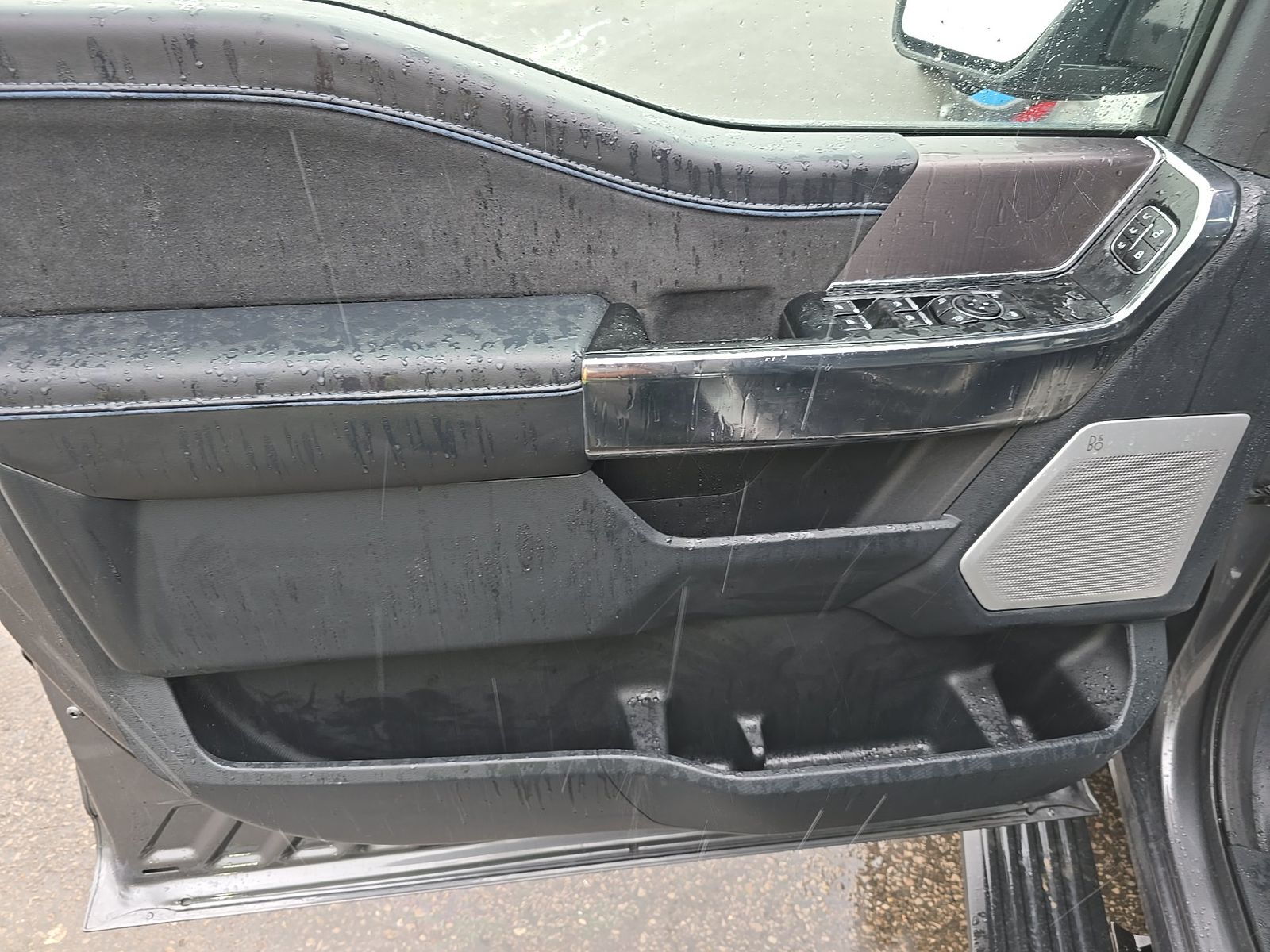 2025 Ford F-150 Platinum AWD