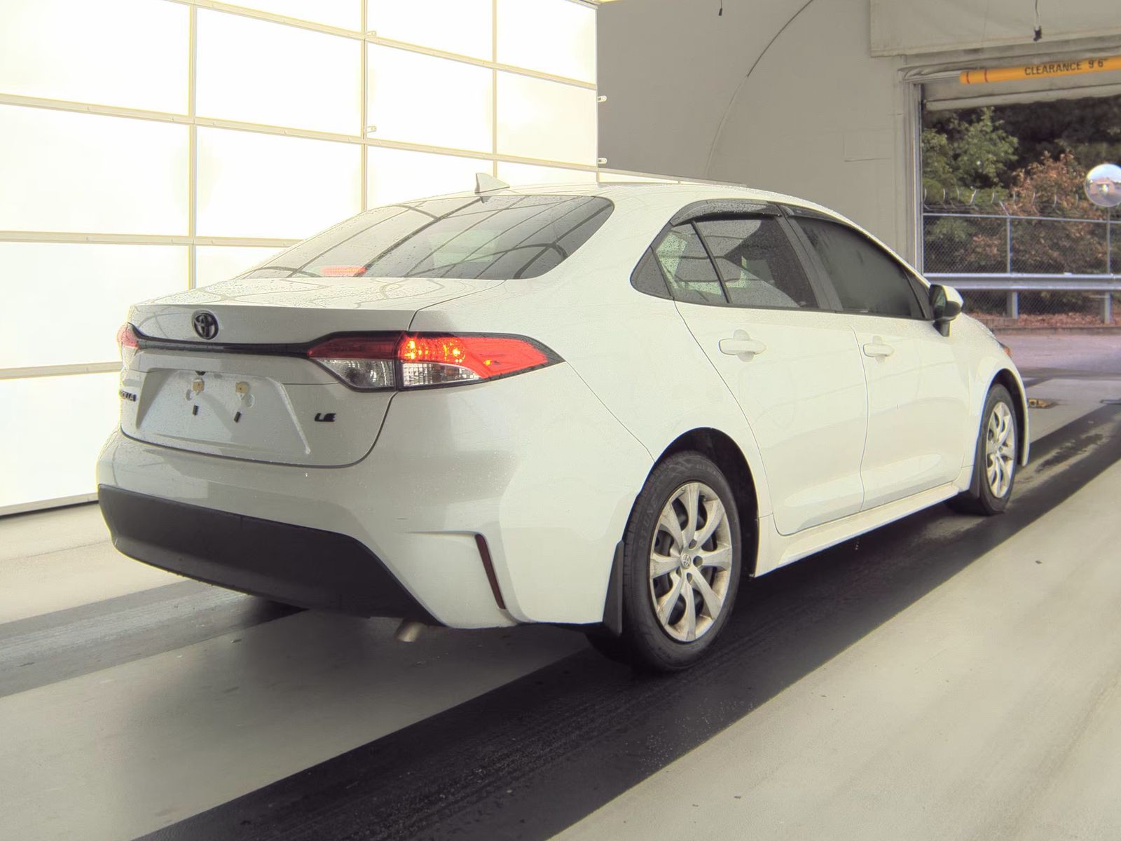 2025 Toyota Corolla LE FWD