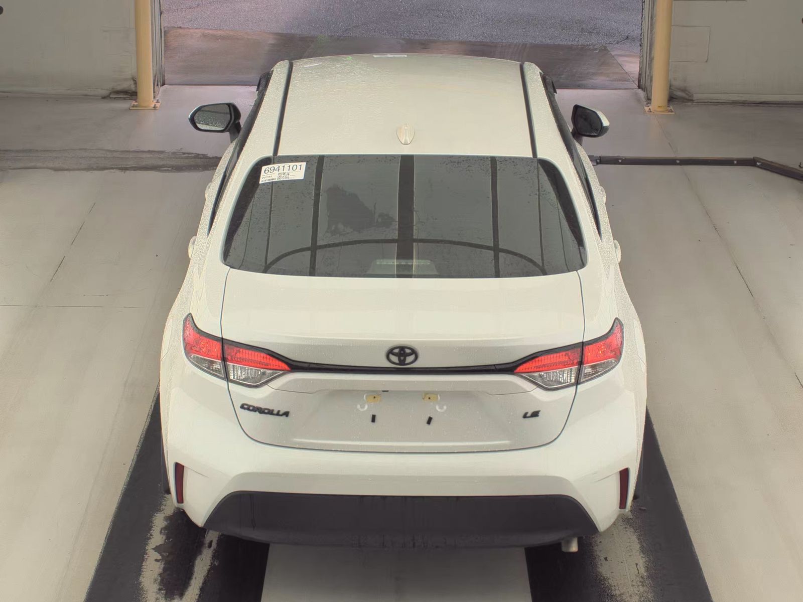 2025 Toyota Corolla LE FWD