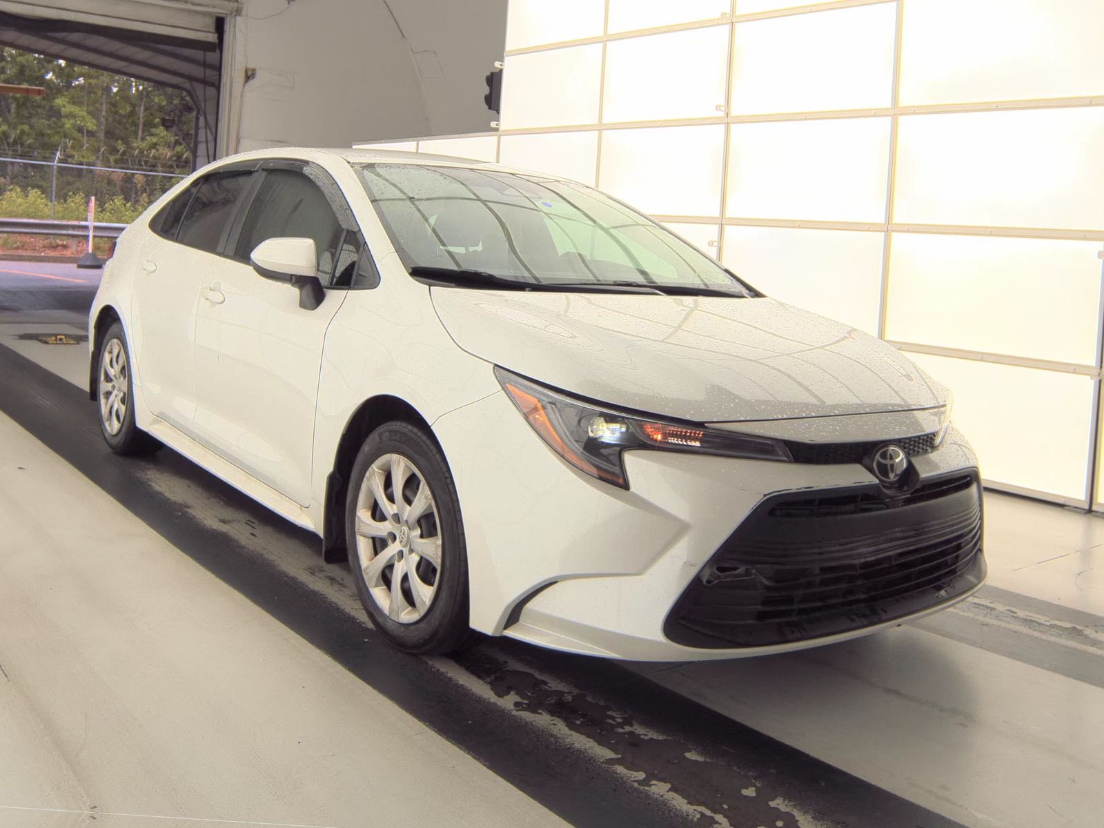 2025 Toyota Corolla LE FWD