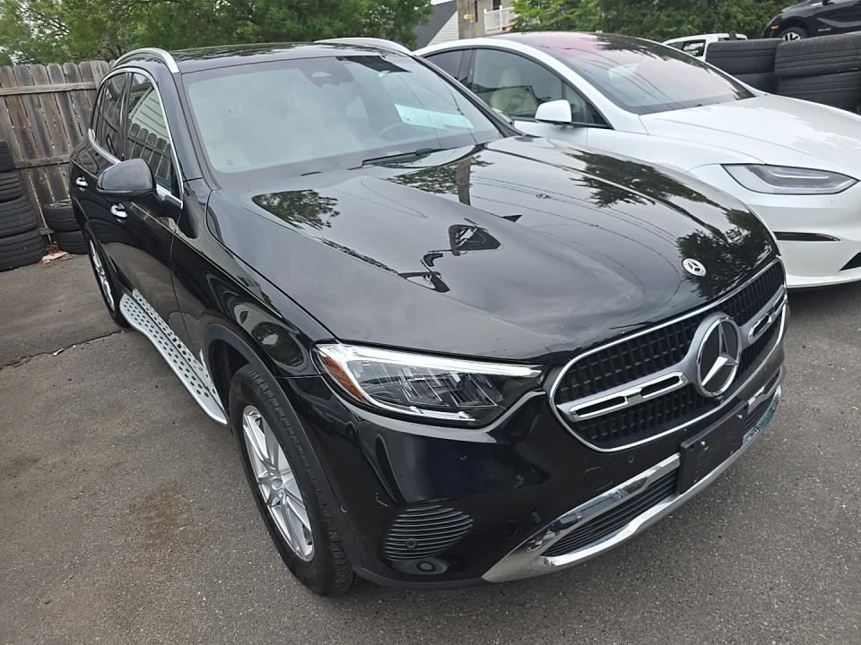 2023 Mercedes-Benz GLC GLC 300 AWD
