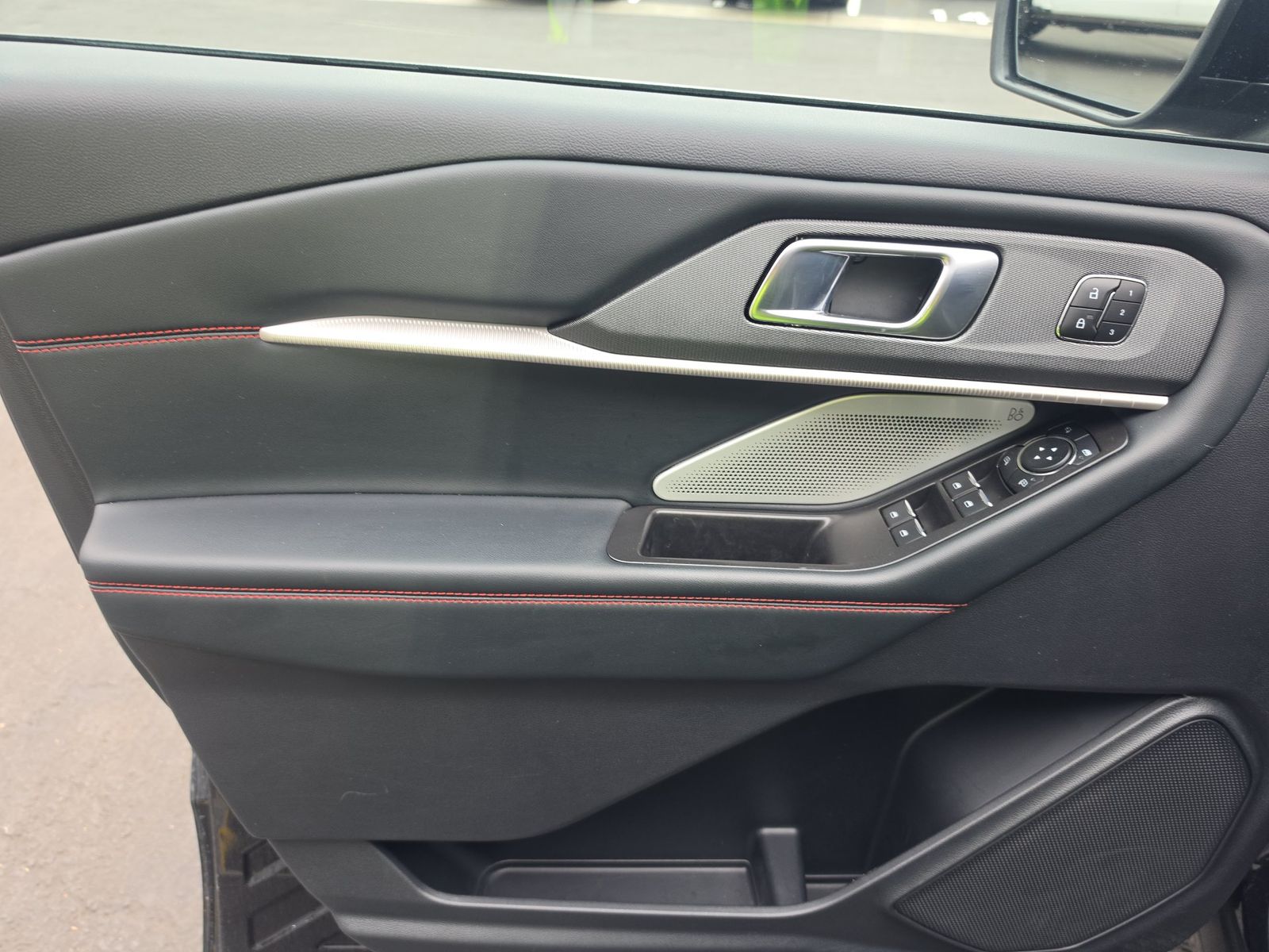 2025 Ford Explorer ST AWD
