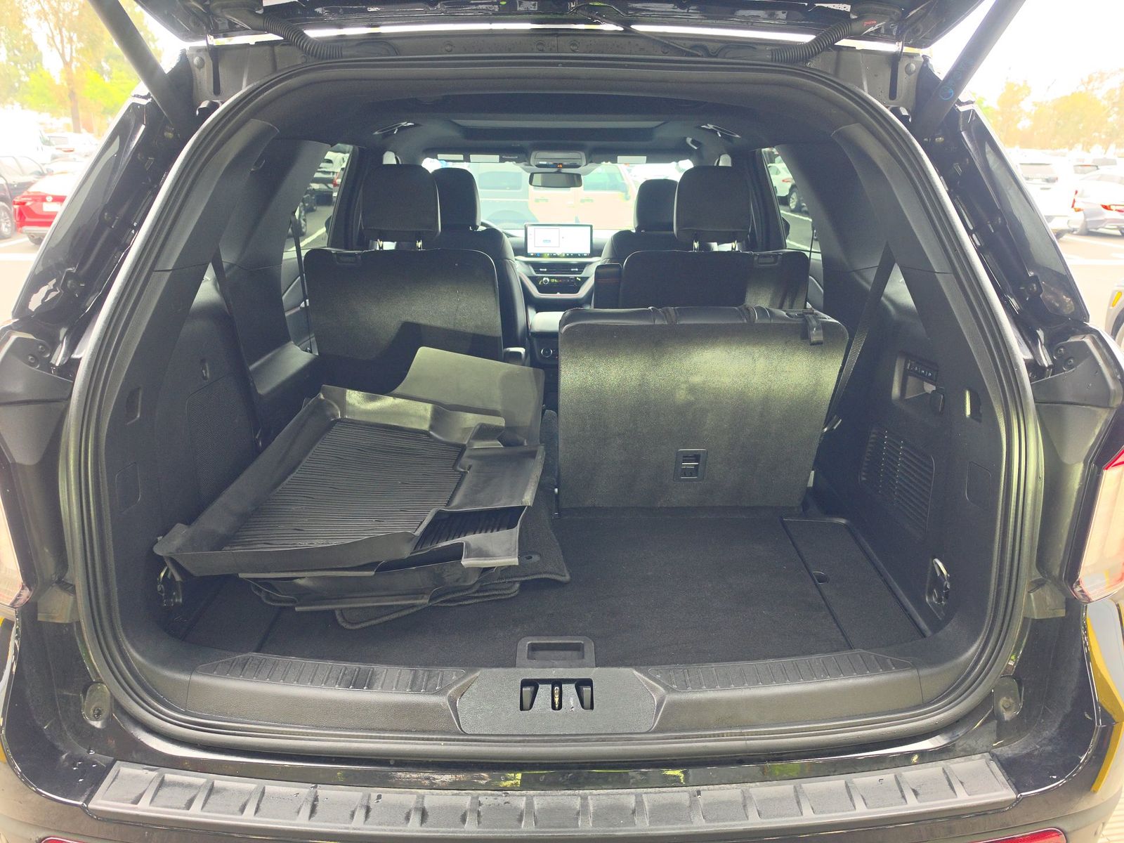 2025 Ford Explorer ST AWD