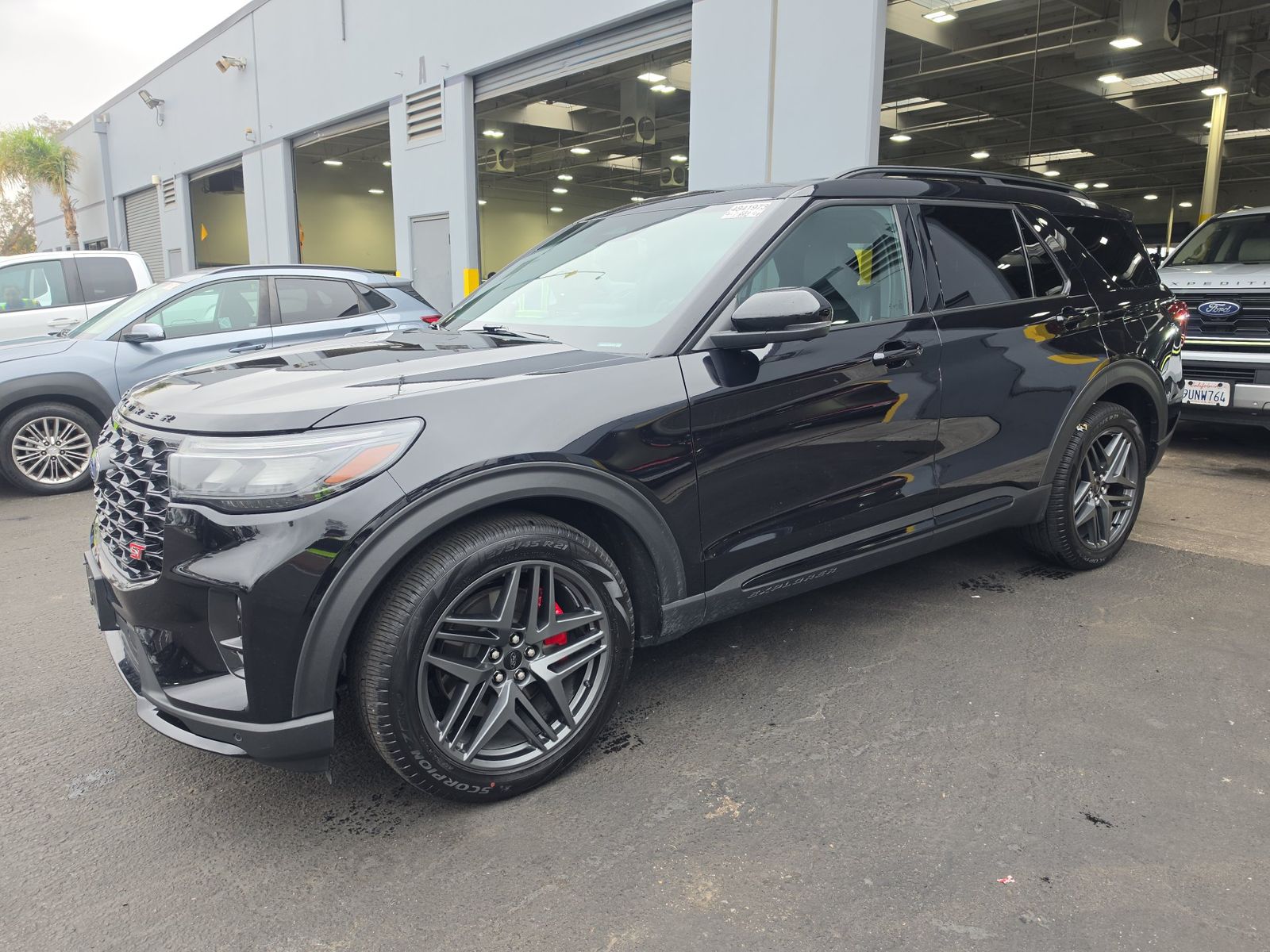 2025 Ford Explorer ST AWD