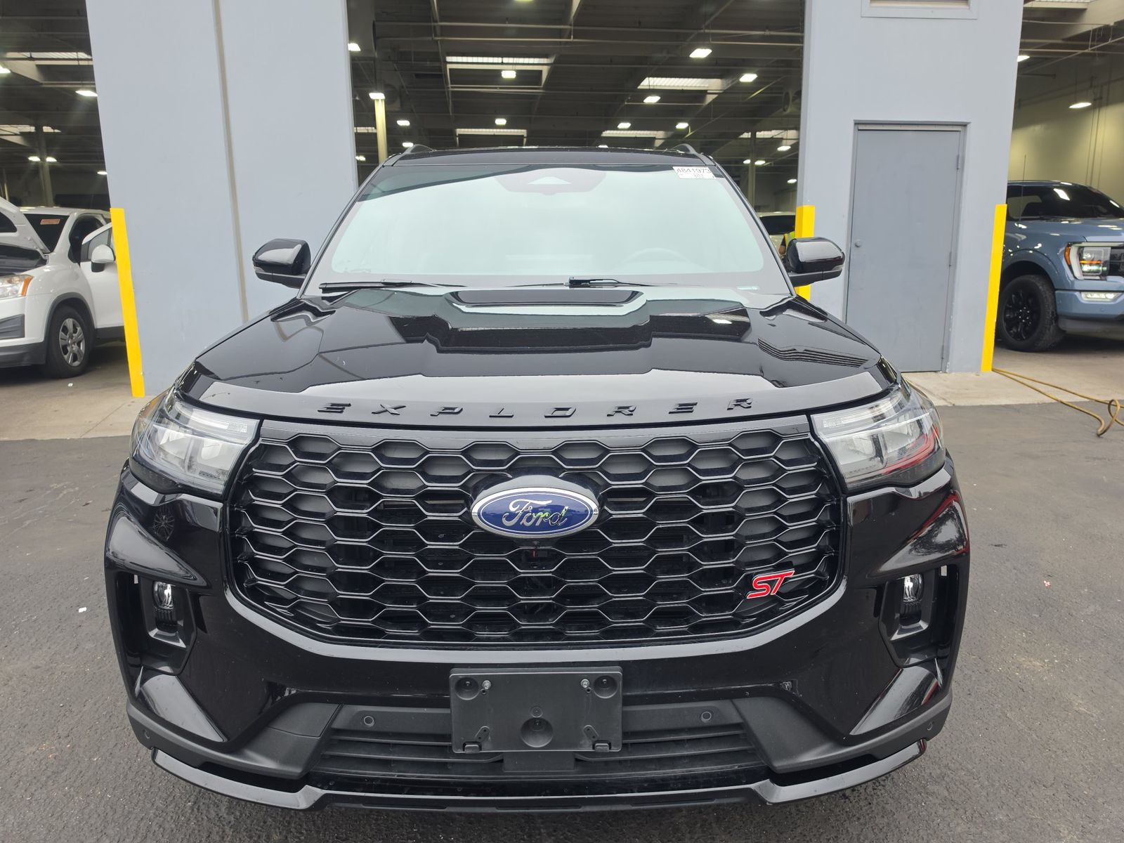2025 Ford Explorer ST AWD