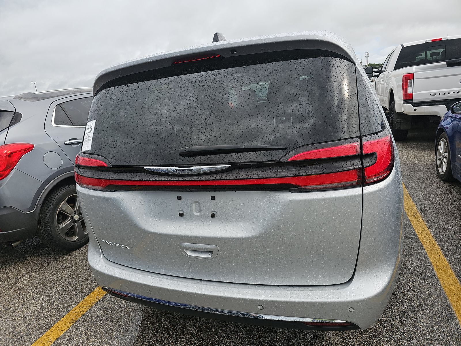 2024 Chrysler Pacifica Touring L FWD