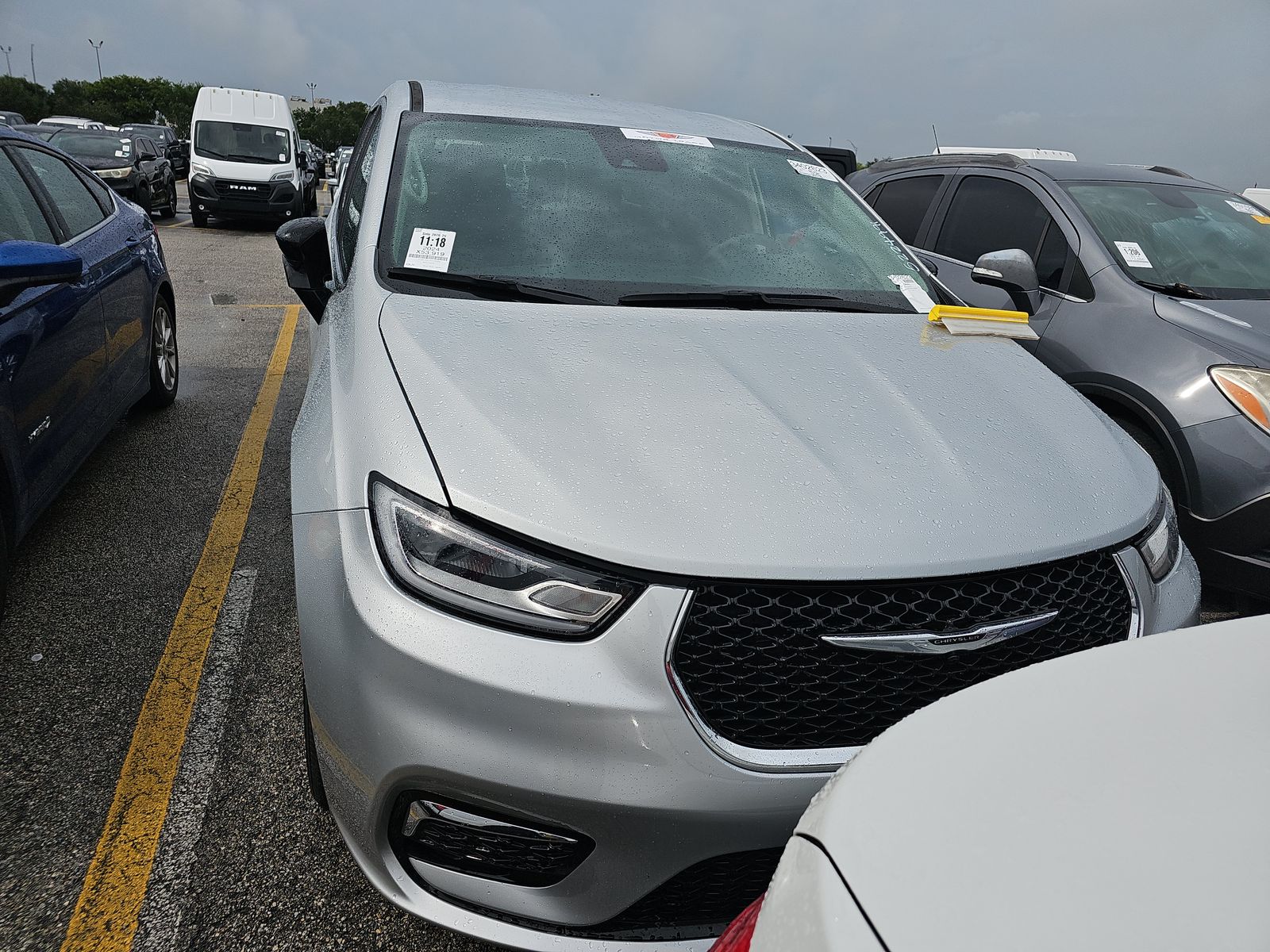 2024 Chrysler Pacifica Touring L FWD