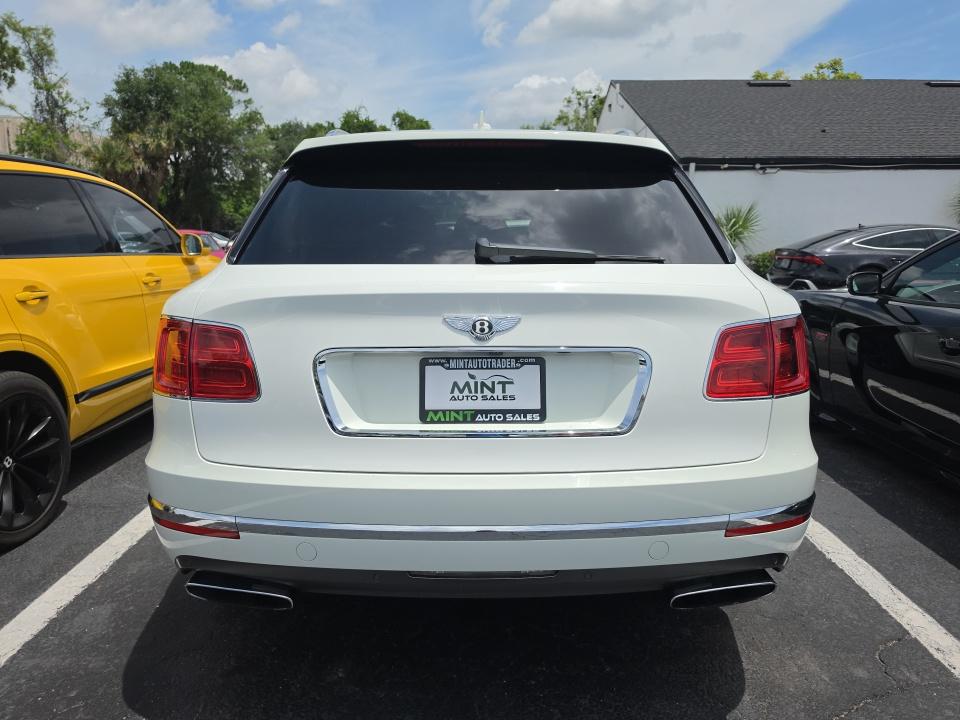 2018 Bentley Bentayga W12 Signature AWD