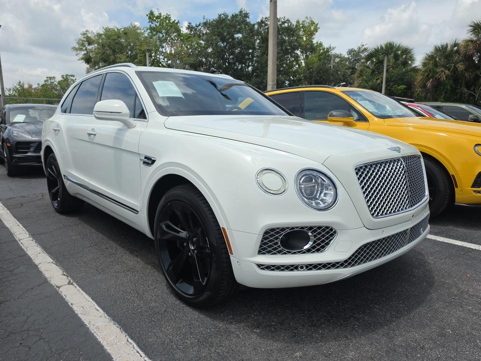 2018 Bentley Bentayga W12 Signature AWD