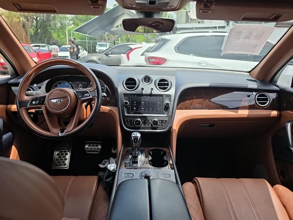 2018 Bentley Bentayga W12 Signature AWD