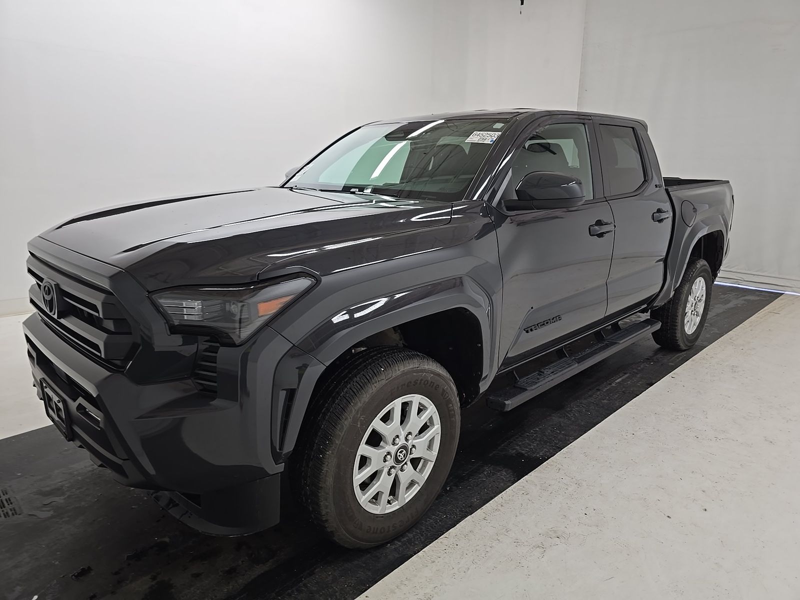 2026 Toyota Tacoma SR5 AWD