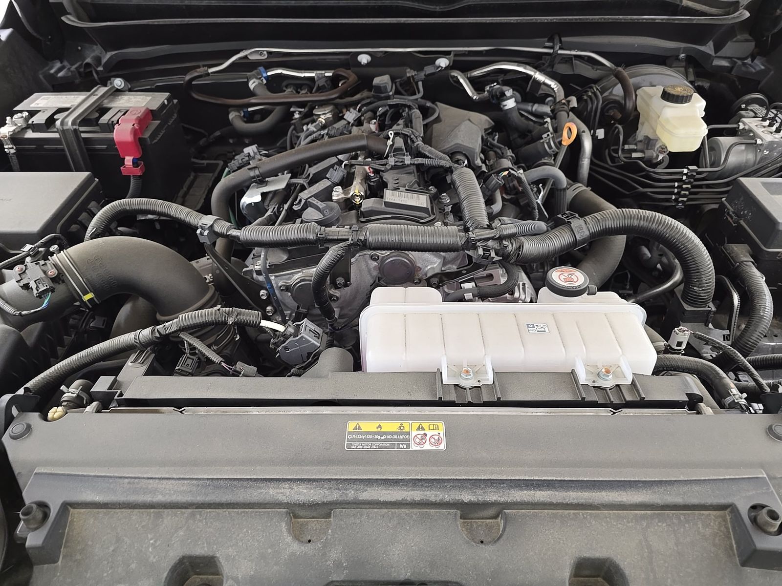 2026 Toyota Tacoma SR5 AWD