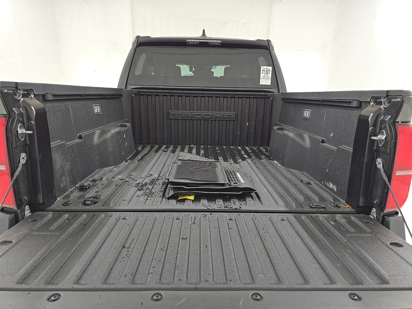 2026 Toyota Tacoma SR5 AWD