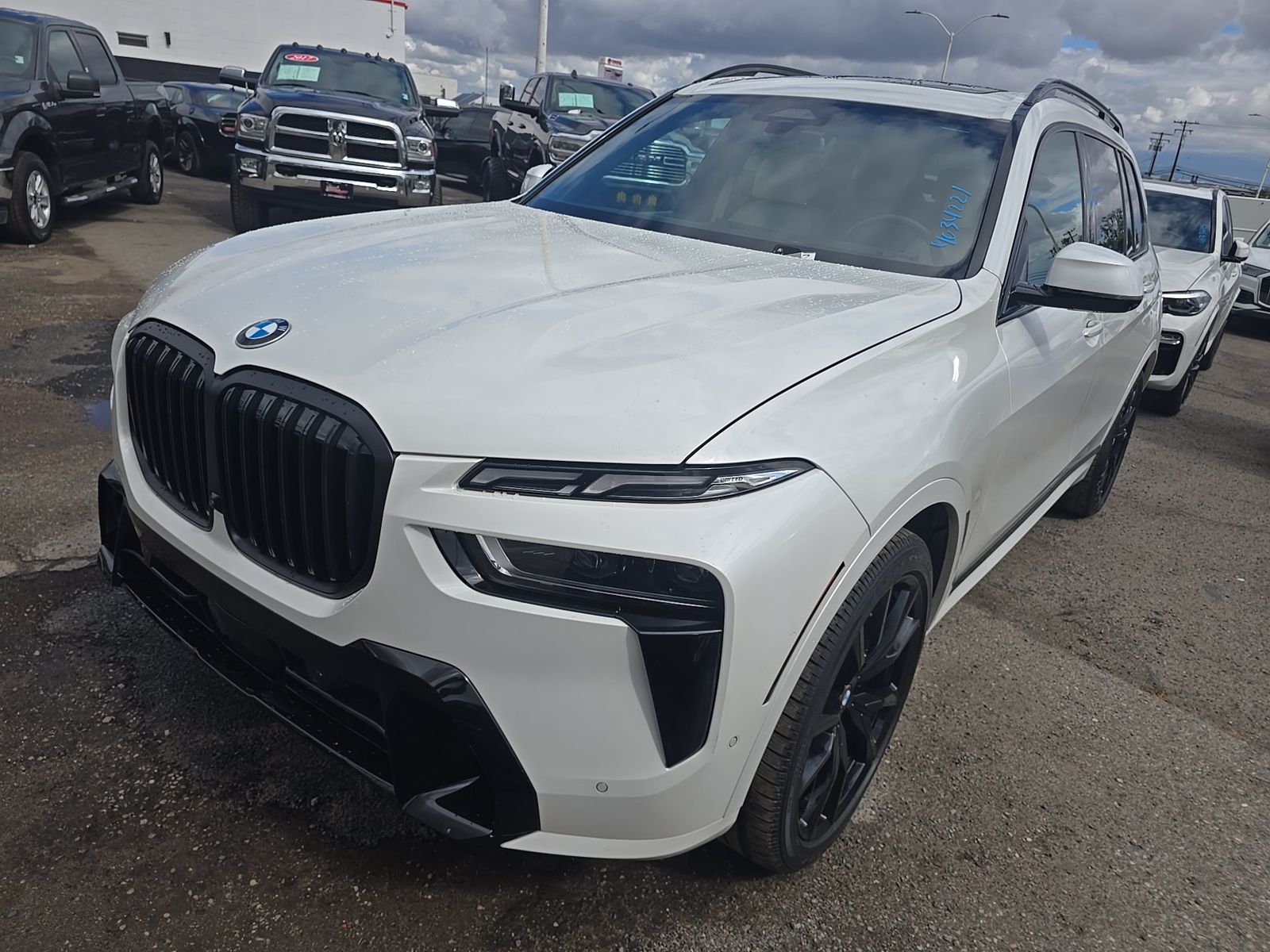 2023 BMW X7 xDrive40i AWD