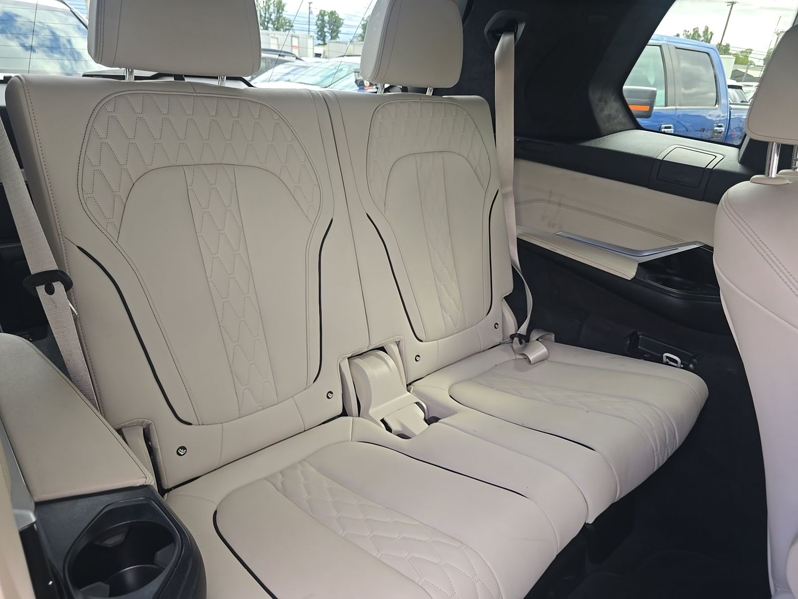2023 BMW X7 xDrive40i AWD