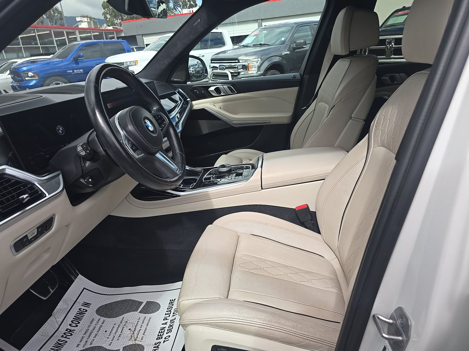 2023 BMW X7 xDrive40i AWD
