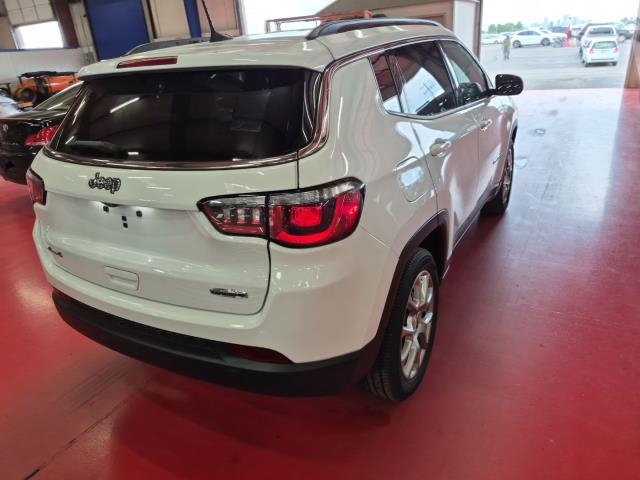 2023 Jeep Compass Latitude Lux AWD