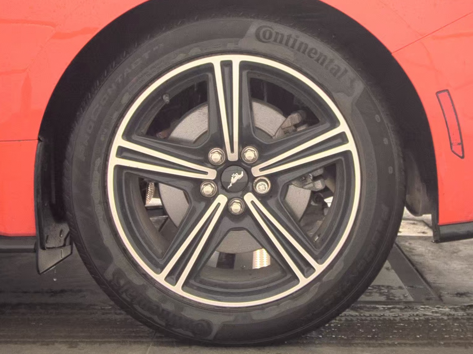 2025 Ford Mustang EcoBoost Premium FWD