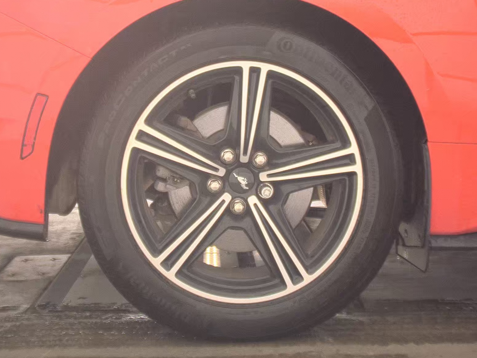 2025 Ford Mustang EcoBoost Premium FWD